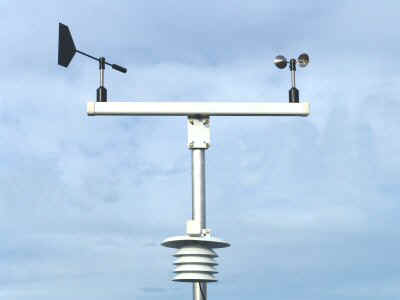 TBar_LBar_400x300.JPG (18245 bytes)