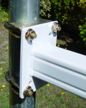 white_clamp.jpg (78682 bytes)